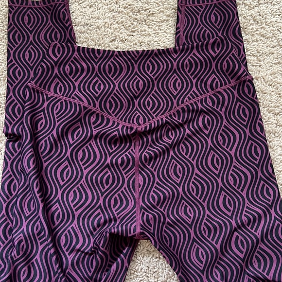 Sincerely Jules Leggings from Bandier - Picture 3 of 5